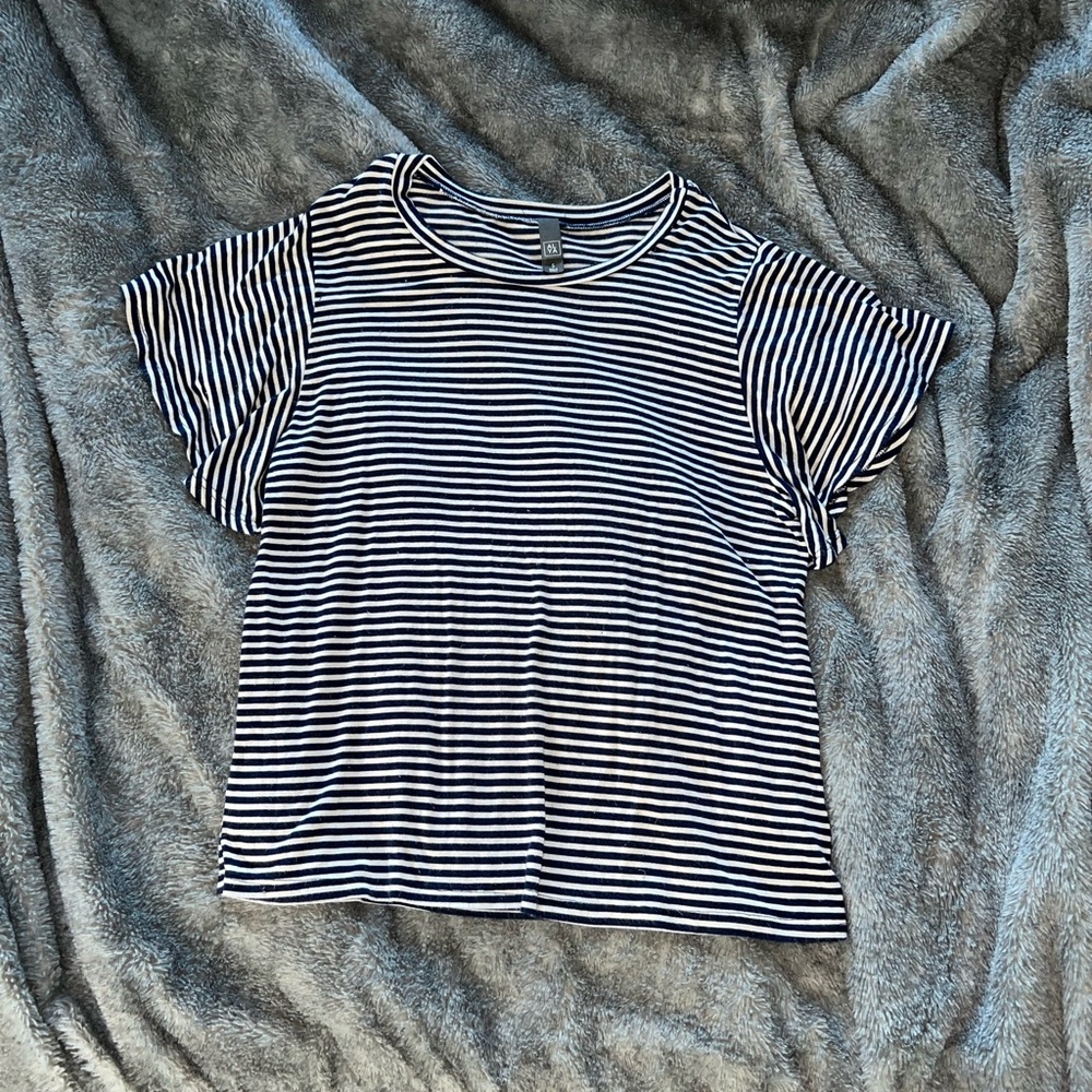 alya navy blue and white striped shirt size small